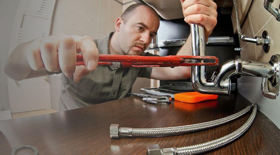 Expert burst pipe repair services in Campbell, NE